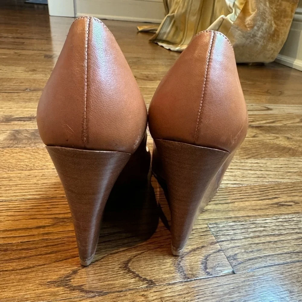 Christian Louboutin Ron Ron Zeppa Carmel Nude leather Wood stacked Wedges 39
